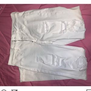 White distressed pants